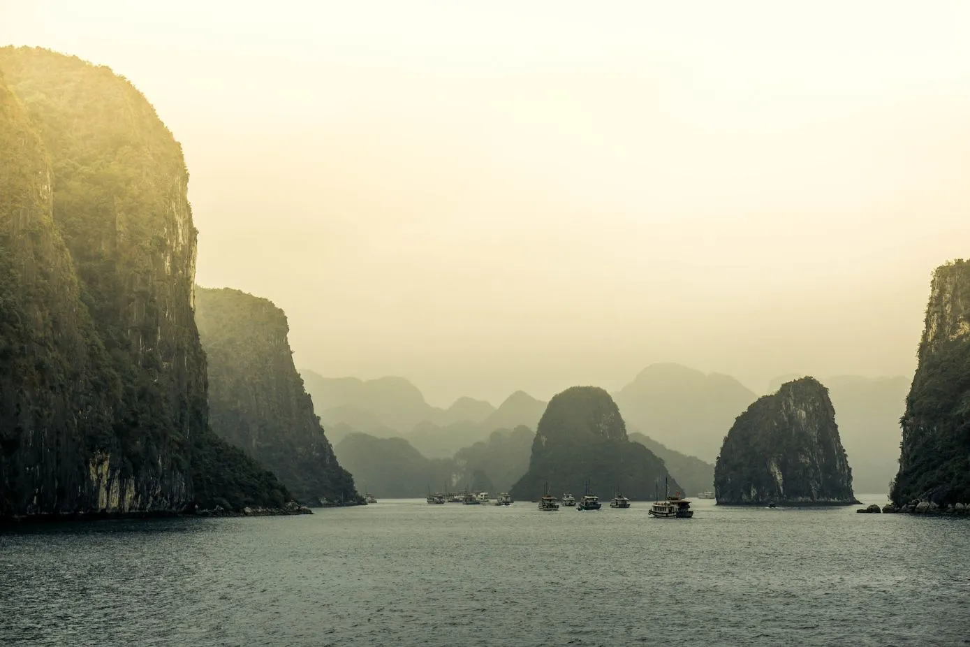 Ha Long Bay