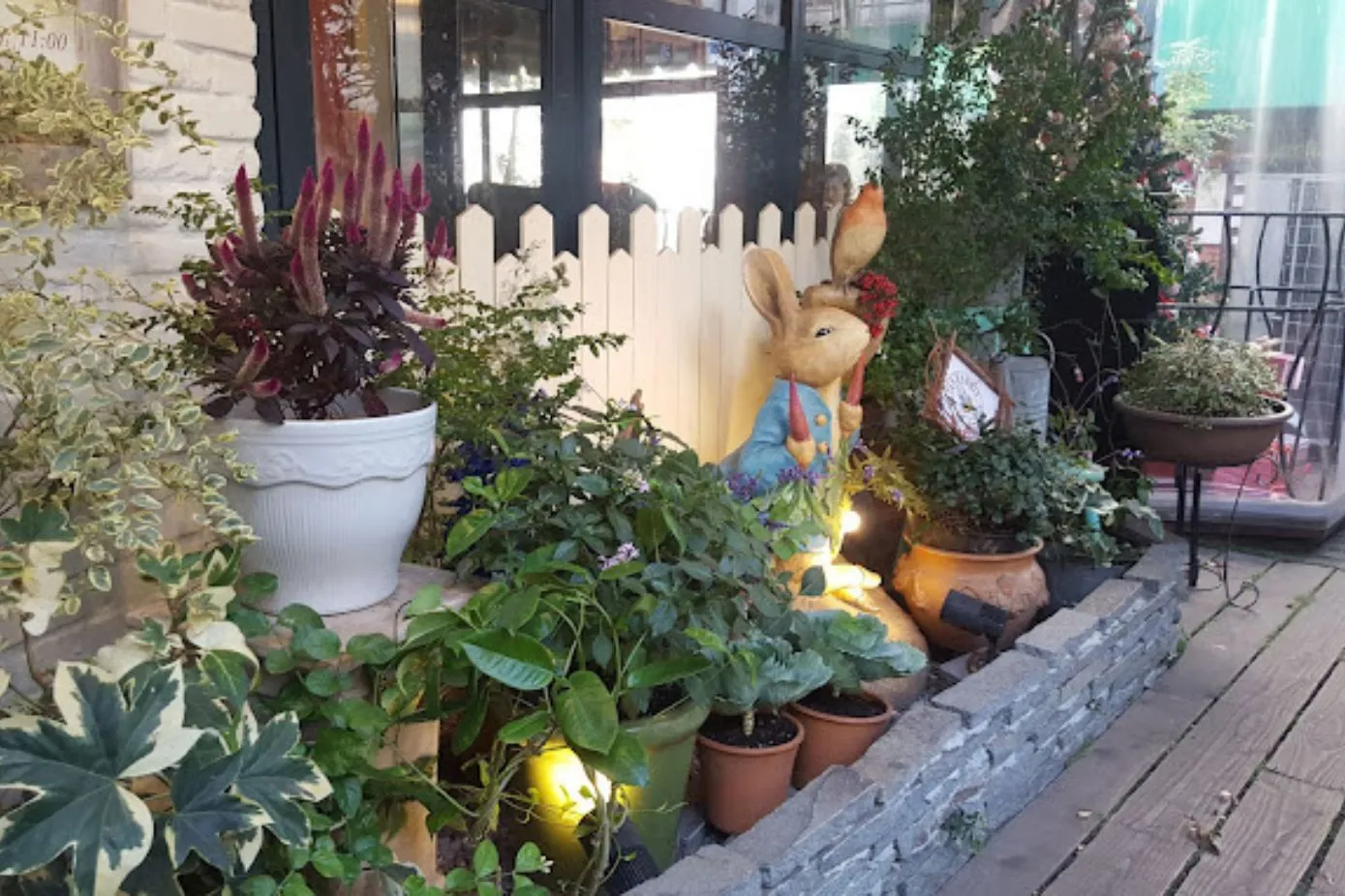 Peter Rabbit Garden Cafe